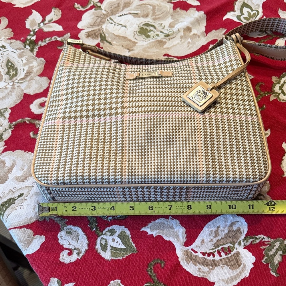 Lauren Ralph Lauren Houndstooth Shoulder Bag in Tan and Pink - Picture 2 of 12